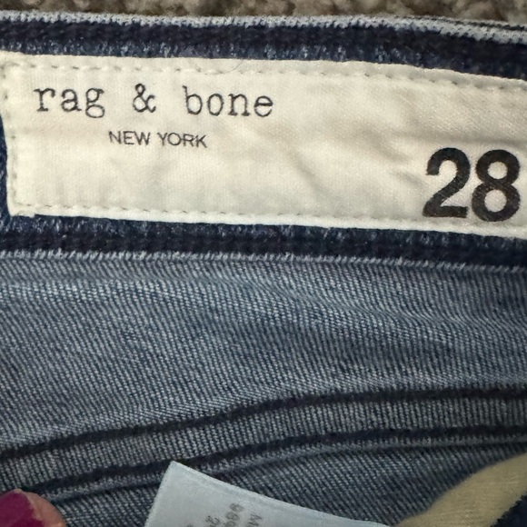 Rag & Bone Cropped Raw Hem Jeans Size 28 - Picture 3 of 4
